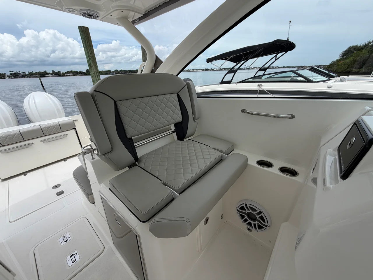 2025 Pursuit 306 DC 30.0 feet, Stuart, Florida #31