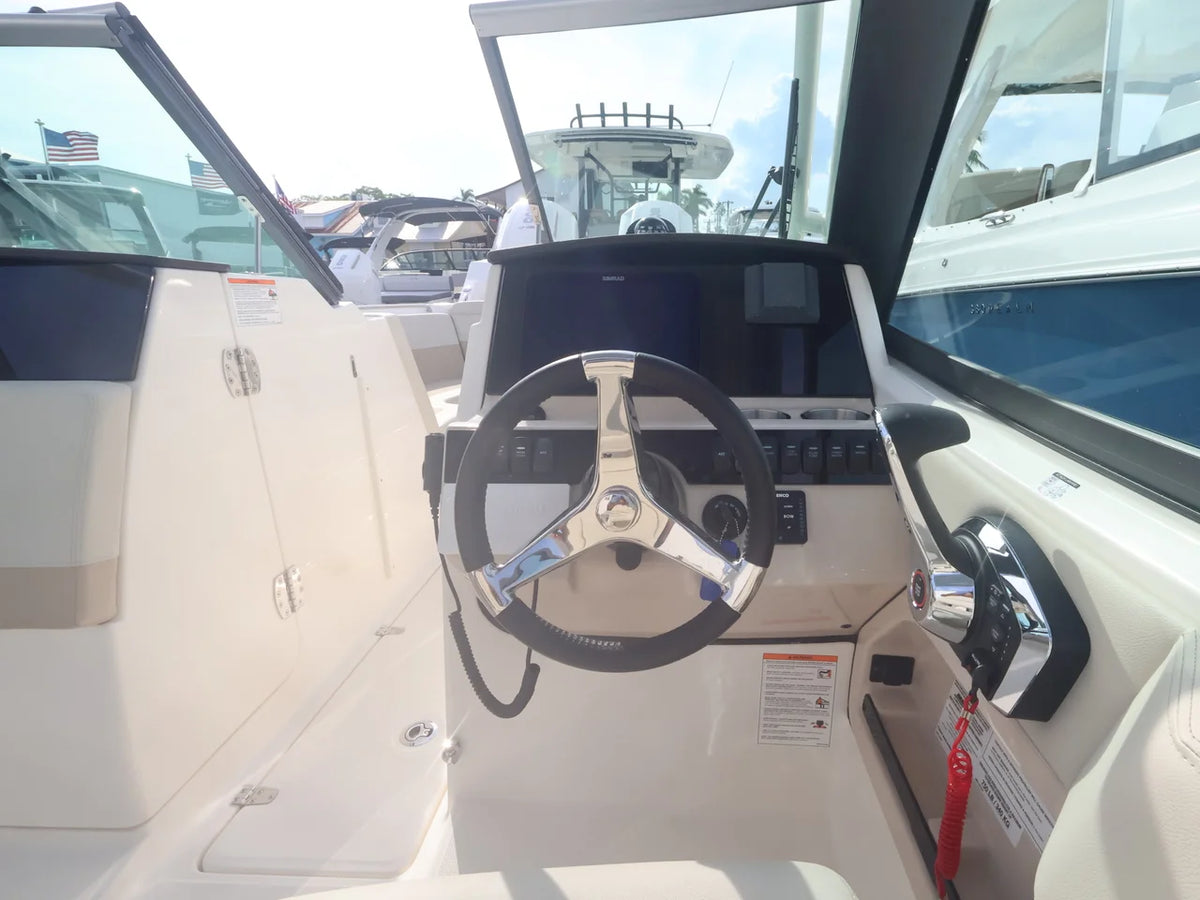 2027 Boston Whaler 240 Vantage 24.0 feet, Naples, Florida #23