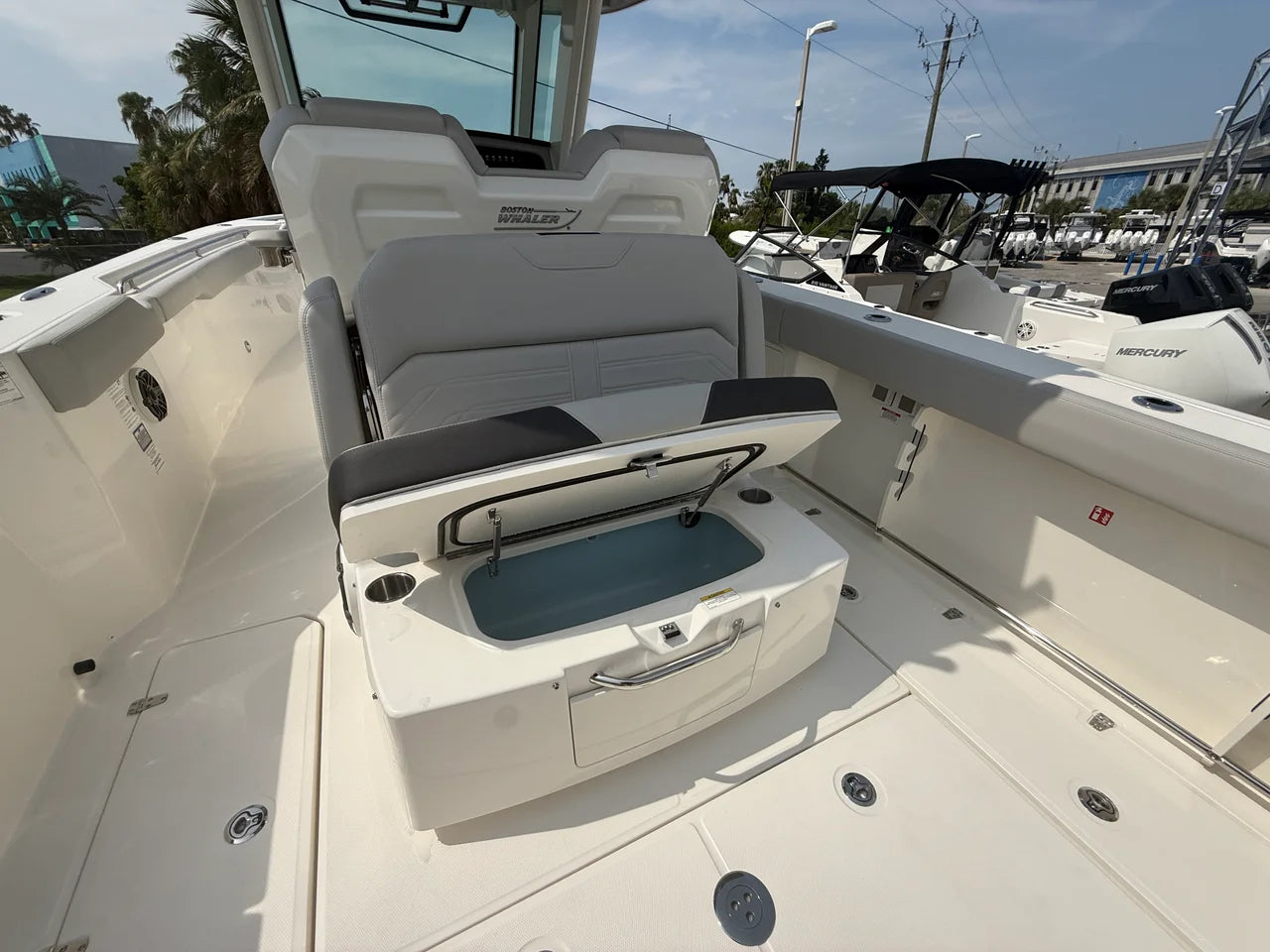 2026 Boston Whaler 330 Outrage 33.0 feet, Sarasota, FL #38
