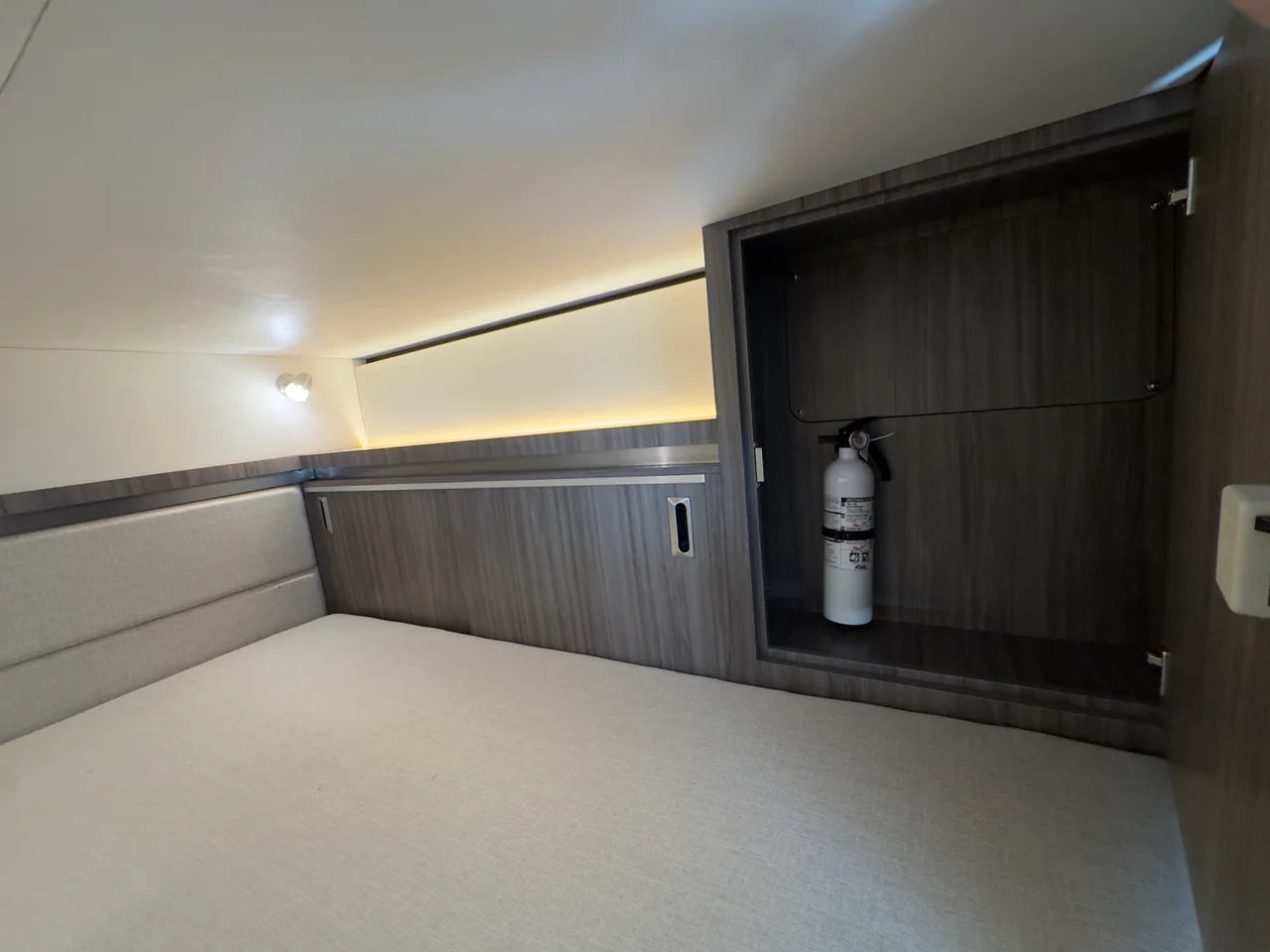 2021 Sea Ray 320 SUNDANCER OB 32.0 feet, Norwalk, Connecticut #100