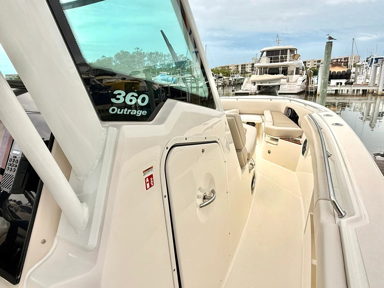 2026 Boston Whaler 360 Outrage 36.0 feet, St Petersburg, FL #33