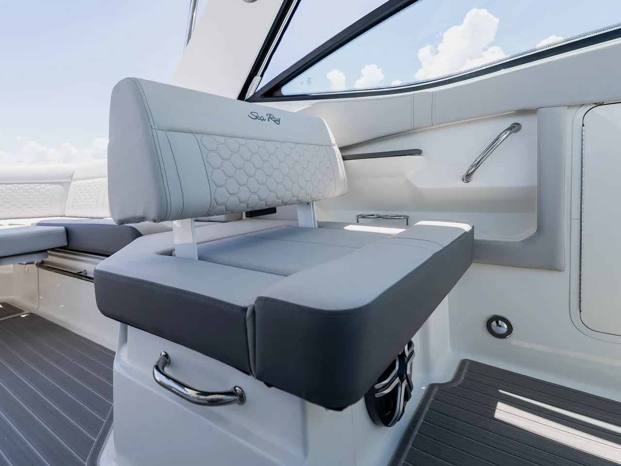 2027 Sea Ray Sundancer 320 Outboard 32.0 feet, Clearwater, Florida #51