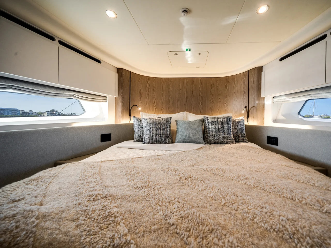 2024 Azimut 53 FLY 53.0 feet, Naples, Florida #25