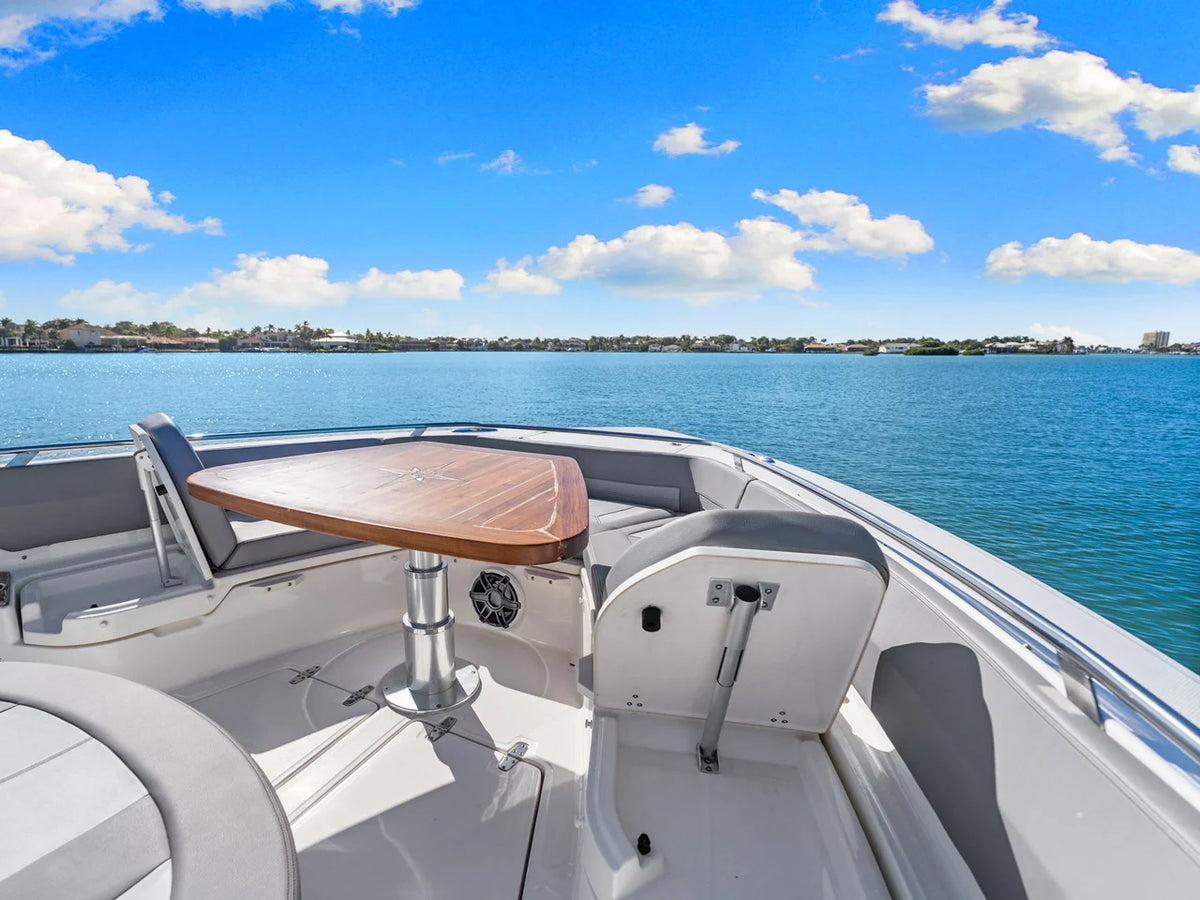 2023 Boston Whaler 420 OUTRAGE 42.0 feet, Naples, Florida #20