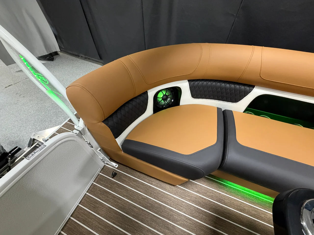 2026 Premier 230 SOLARIS 23.0 feet, Nisswa, Minnesota #23