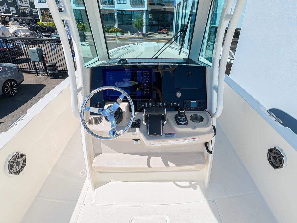 2027 Boston Whaler 280 Dauntless 28.0 feet, Norwalk, Connecticut #13