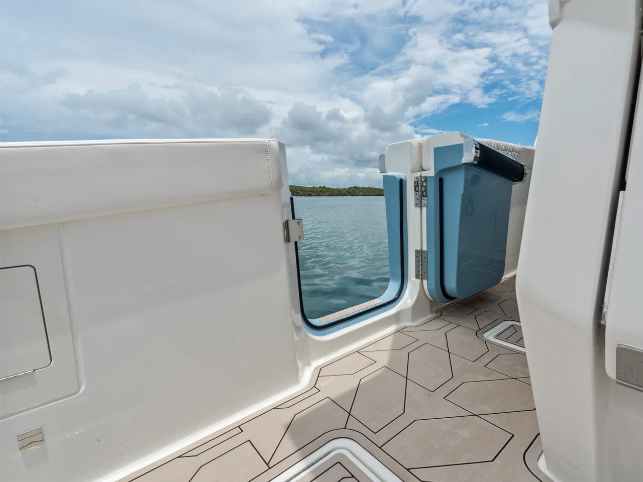 2027 Ducari 37 XIV 37.0 feet, Jupiter, Florida #40