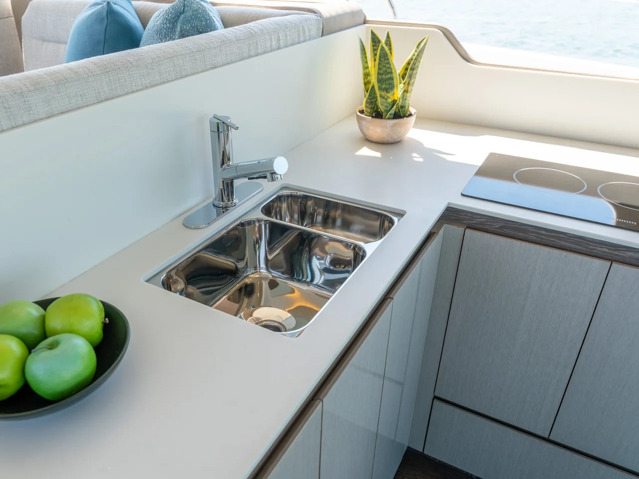 2026 Cruisers Yachts 50 FLY 50.0 feet, Wrightsville Beach, North Carolina #21