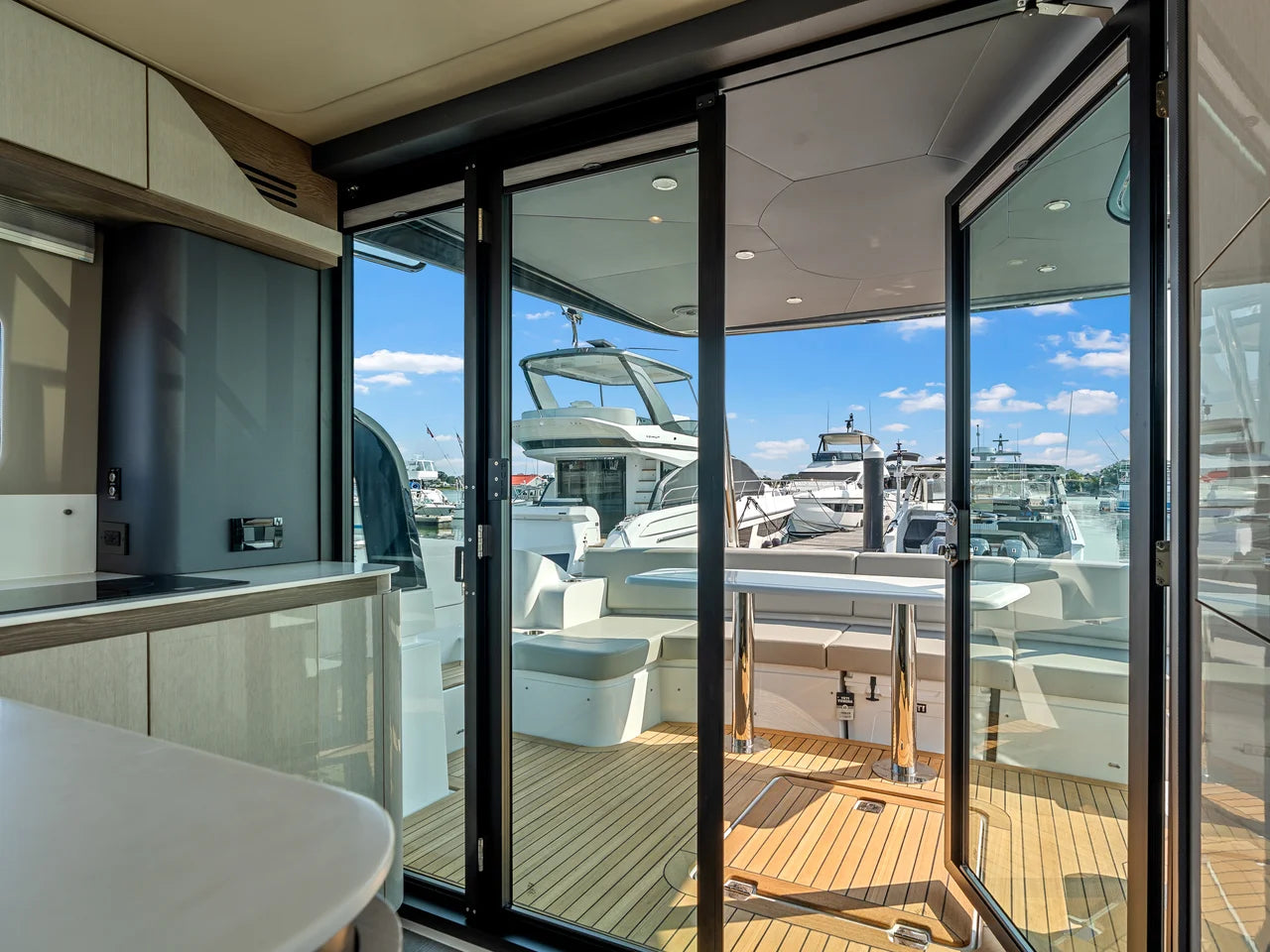 2027 Cruisers Yachts 50 FLY 50.0 feet, Quincy, MA #14