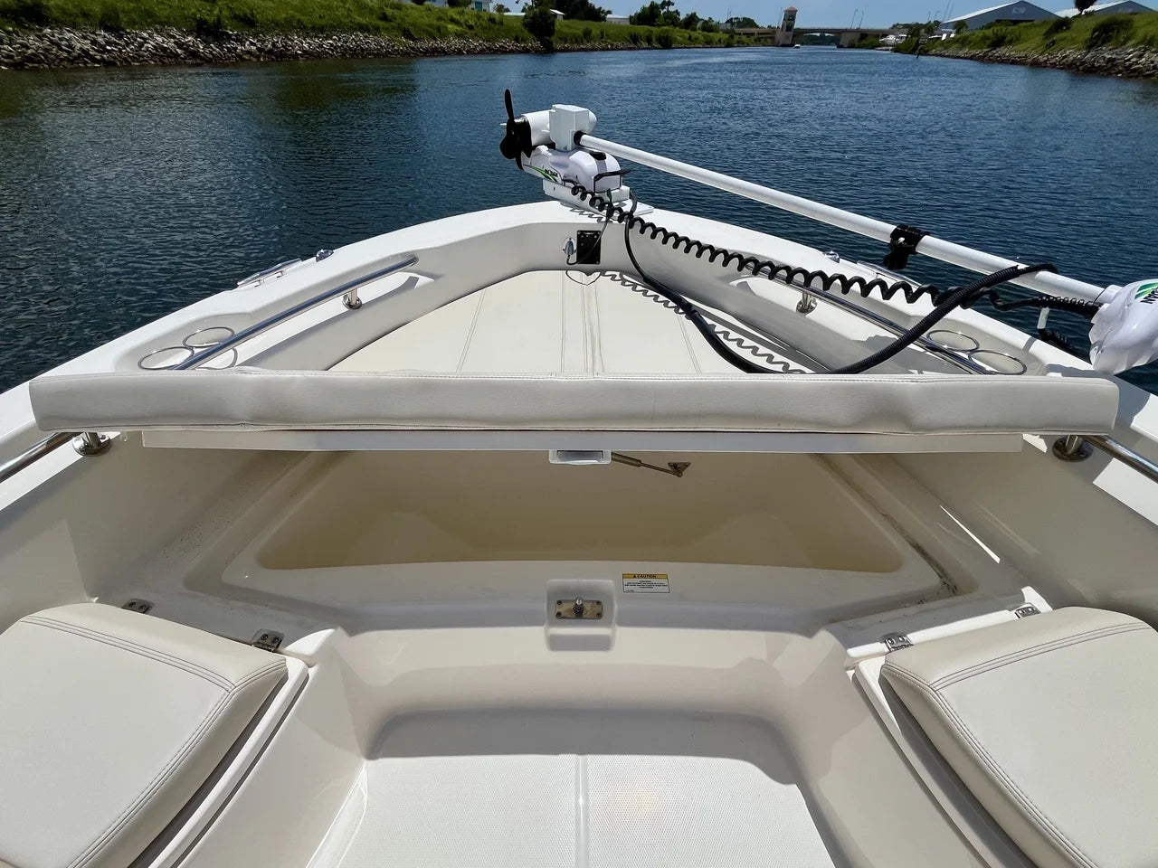 2025 Boston Whaler 250 DAUNTLESS 25.0 feet, Venice, Florida #25