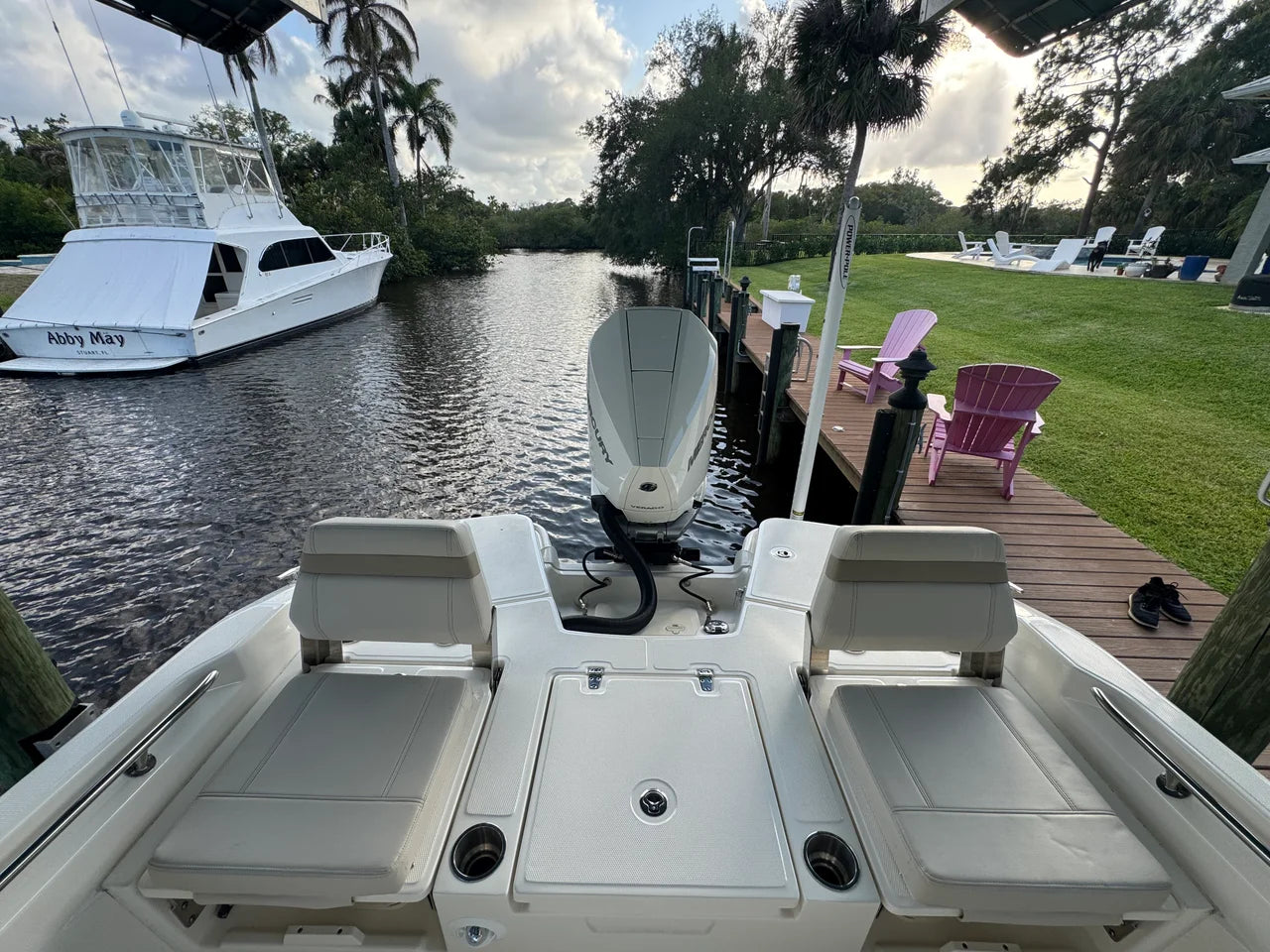 2024 Boston Whaler 250 DAUNTLESS 25.0 feet, Stuart, Florida #8