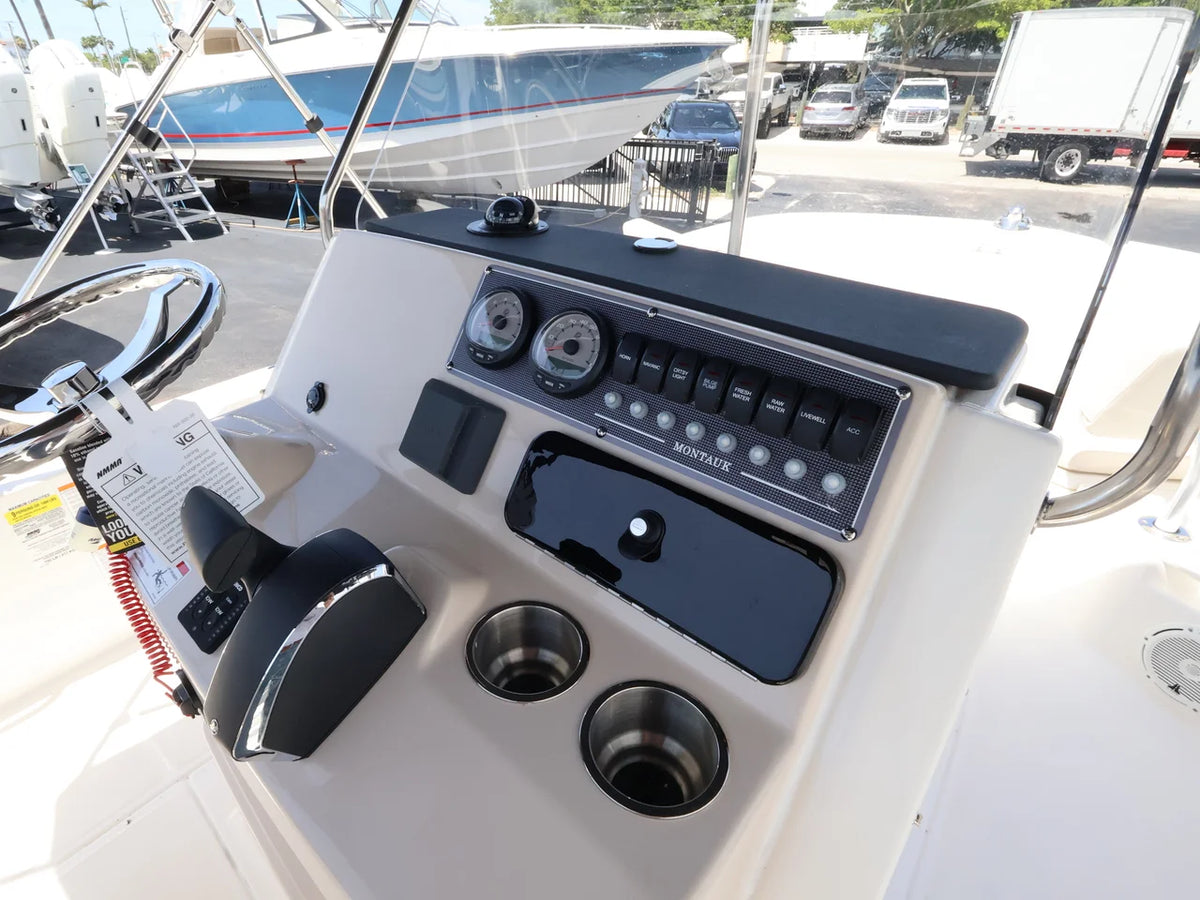 2027 Boston Whaler 210 Montauk 21.0 feet, Naples, Florida #19