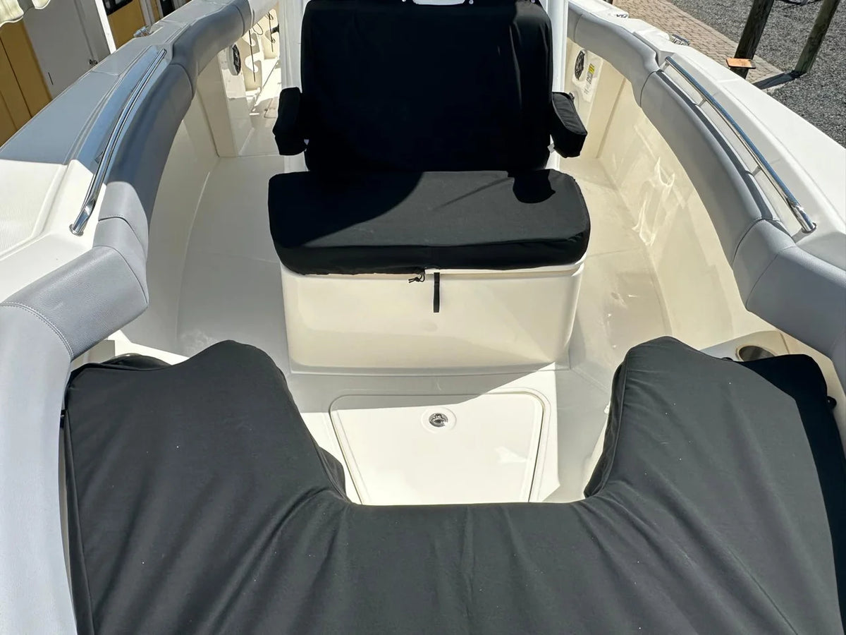 2027 Boston Whaler 250 Outrage 25.0 feet, Key Largo, FL #7