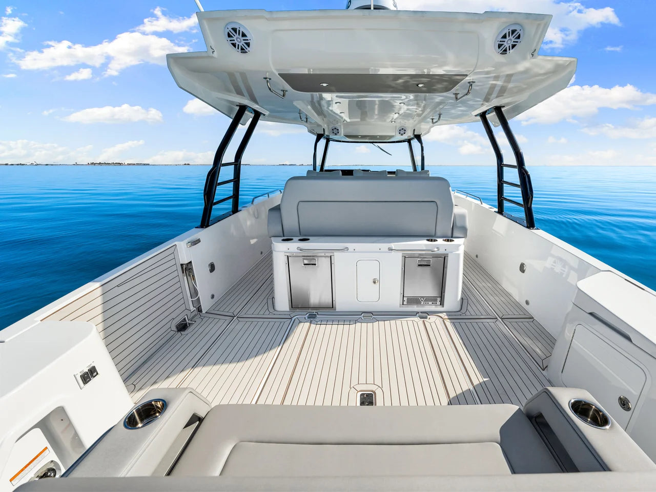 2026 Cruisers Yachts 38 VTR 38.0 feet, Clearwater, Florida #50
