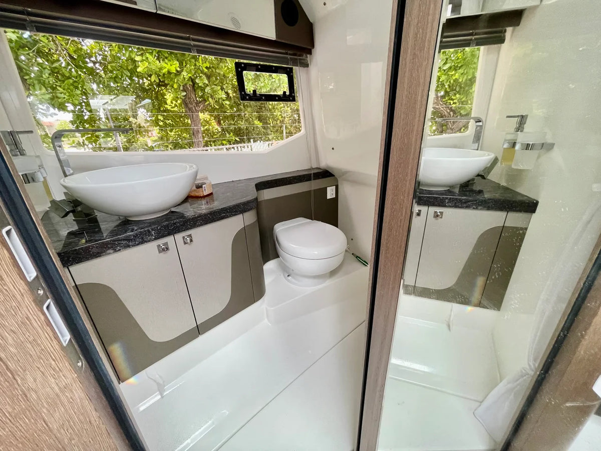 2023 Galeon 325 GTO 32.0 feet, Jupiter, Florida #25
