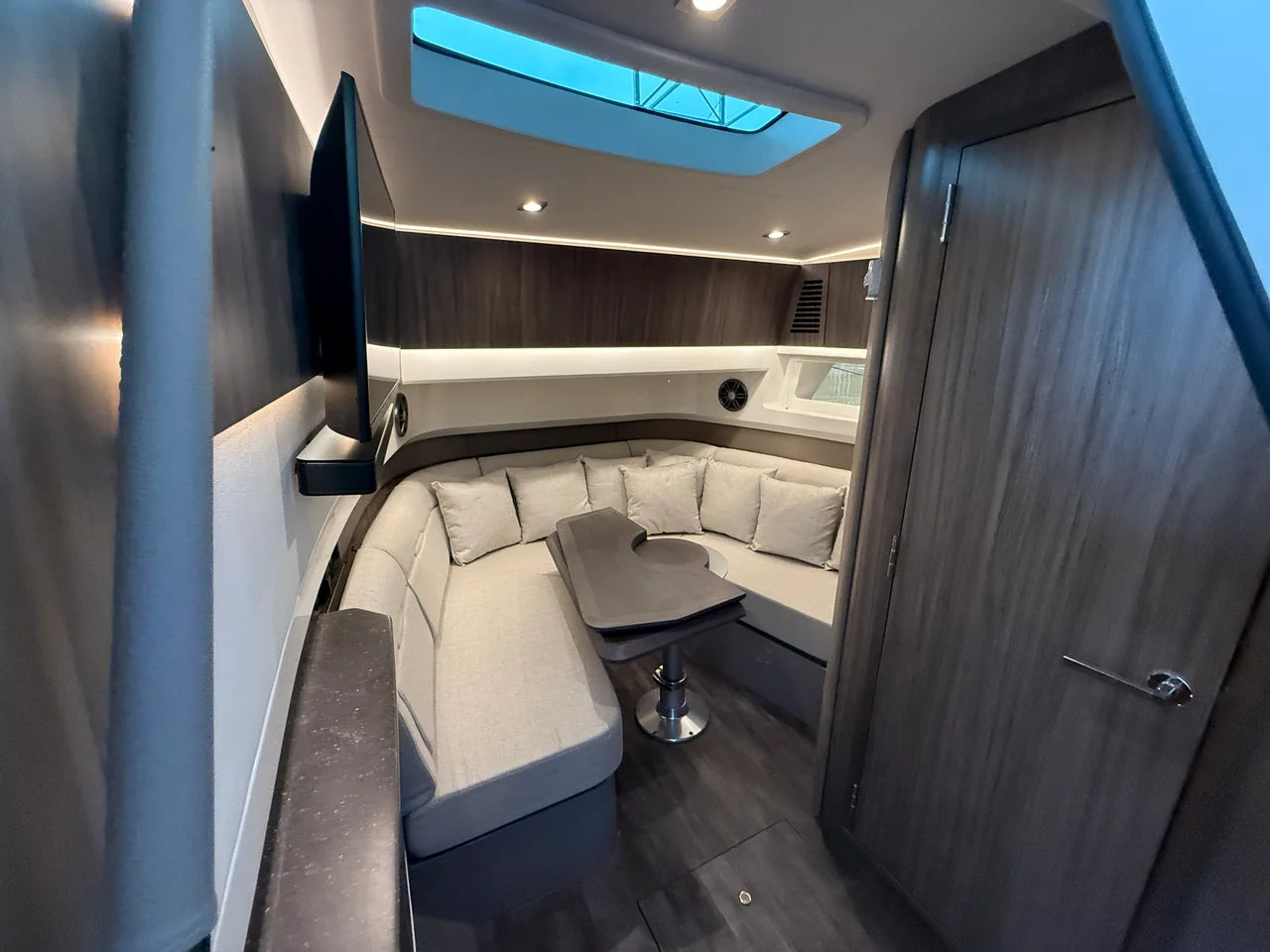 2026 Sea Ray SLX 400 Outboard 40.0 feet, Lake Ozark, MO #40
