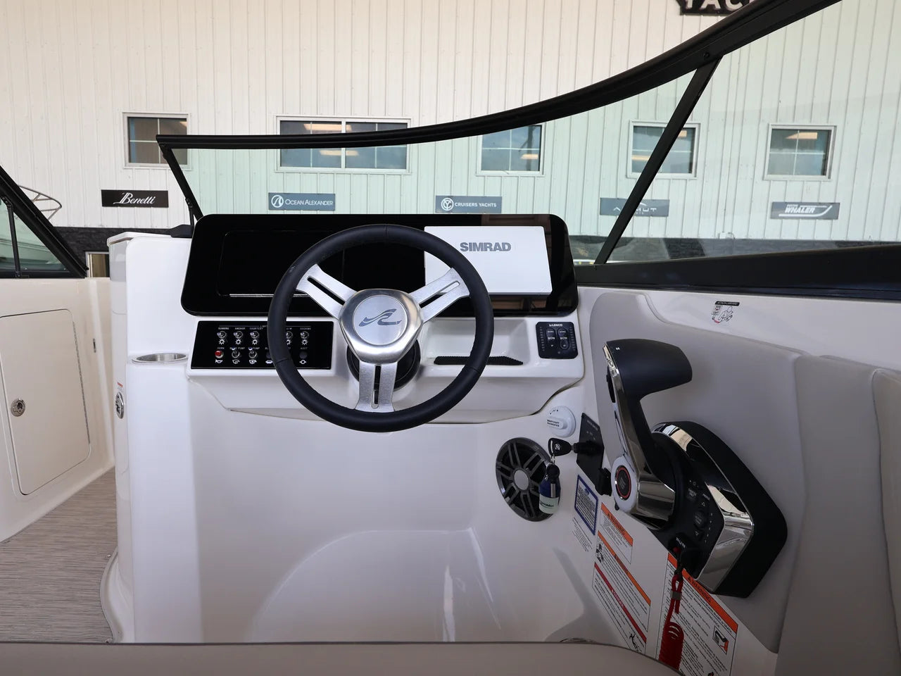 2026 Sea Ray SDX 250 Outboard 25.0 feet, Naples, Florida #21
