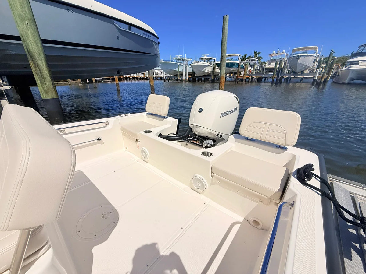 2027 Boston Whaler 190 Montauk 19.0 feet, St Petersburg, FL #19