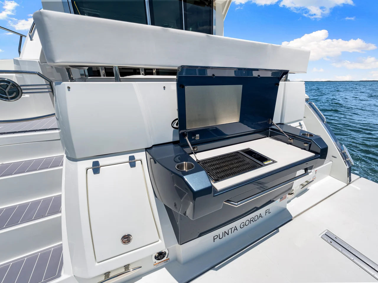 2020 Cruisers Yachts 50 CANTIUS 49.0 feet, Venice, Florida #37