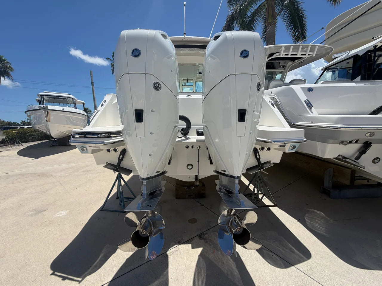 2027 Boston Whaler 330 Vantage 33.0 feet, Stuart, Florida #3