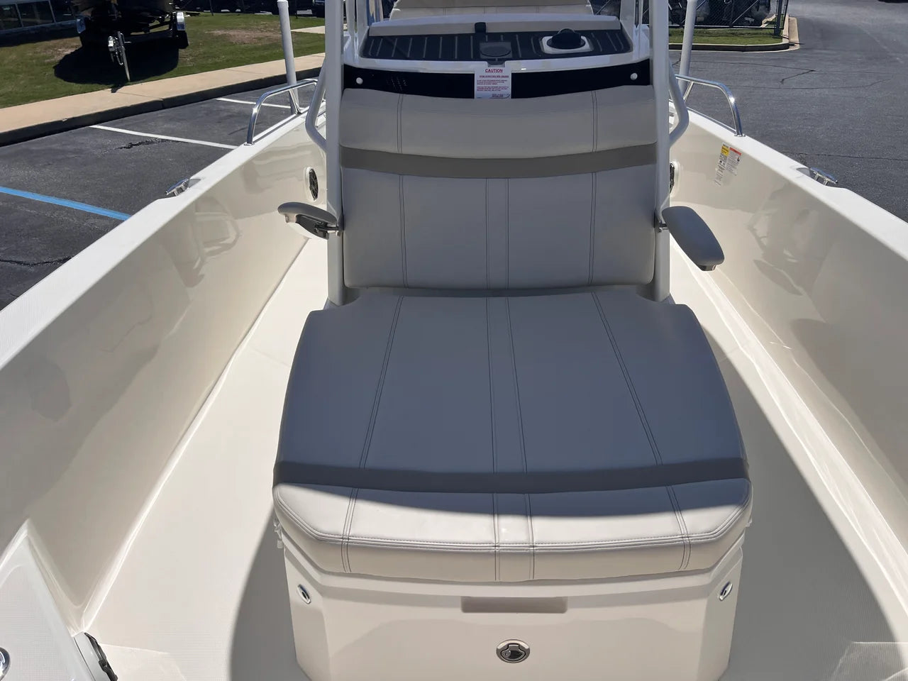 2026 Boston Whaler 250 Dauntless 25.0 feet, Greenville, SC #6