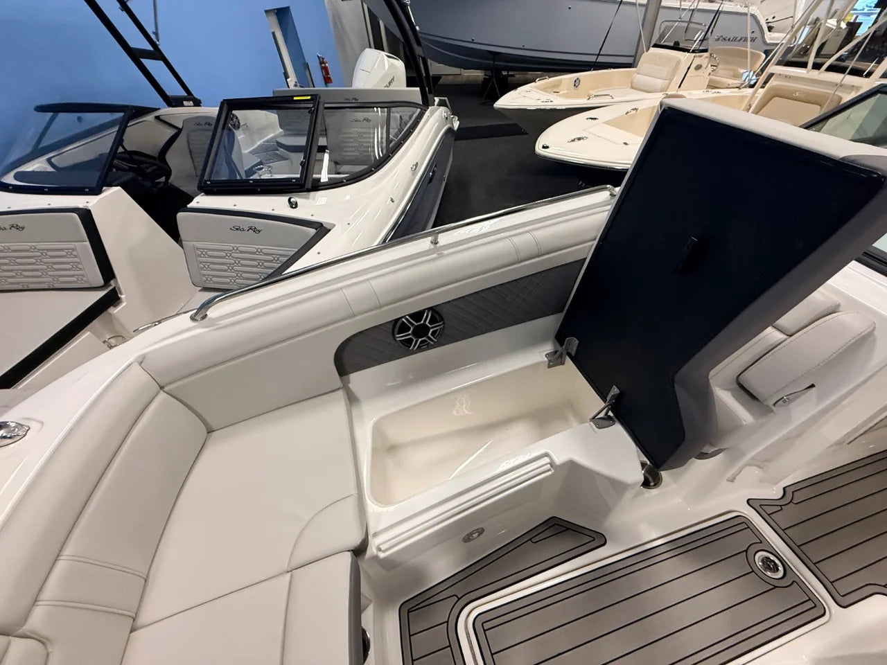 2026 Sea Ray SDX 290 Outboard 29.0 feet, Clearwater, Florida #26