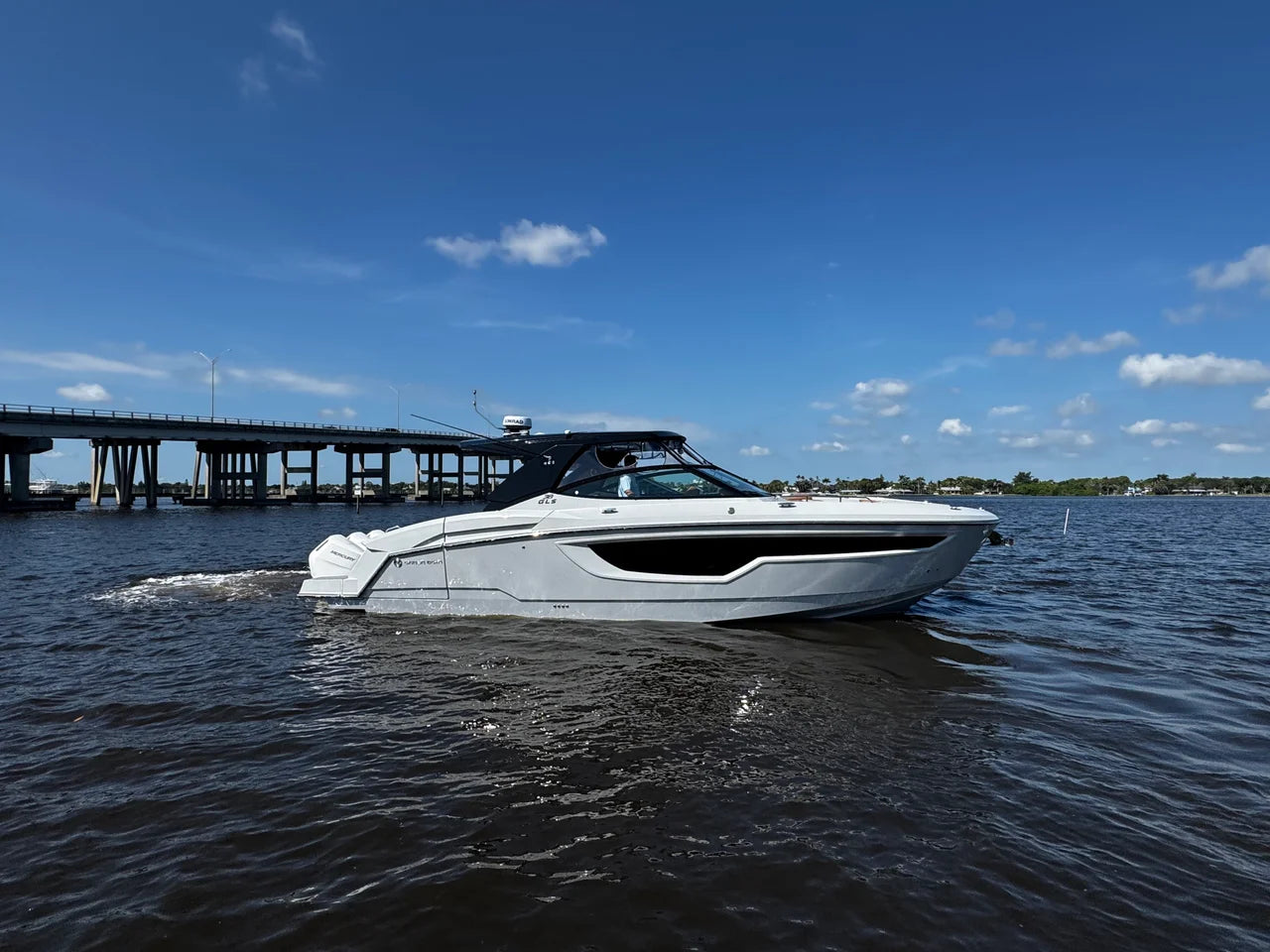 2024 Cruisers Yachts 38 GLS South Beach Outboard 38.0 feet, Stuart, Florida #2