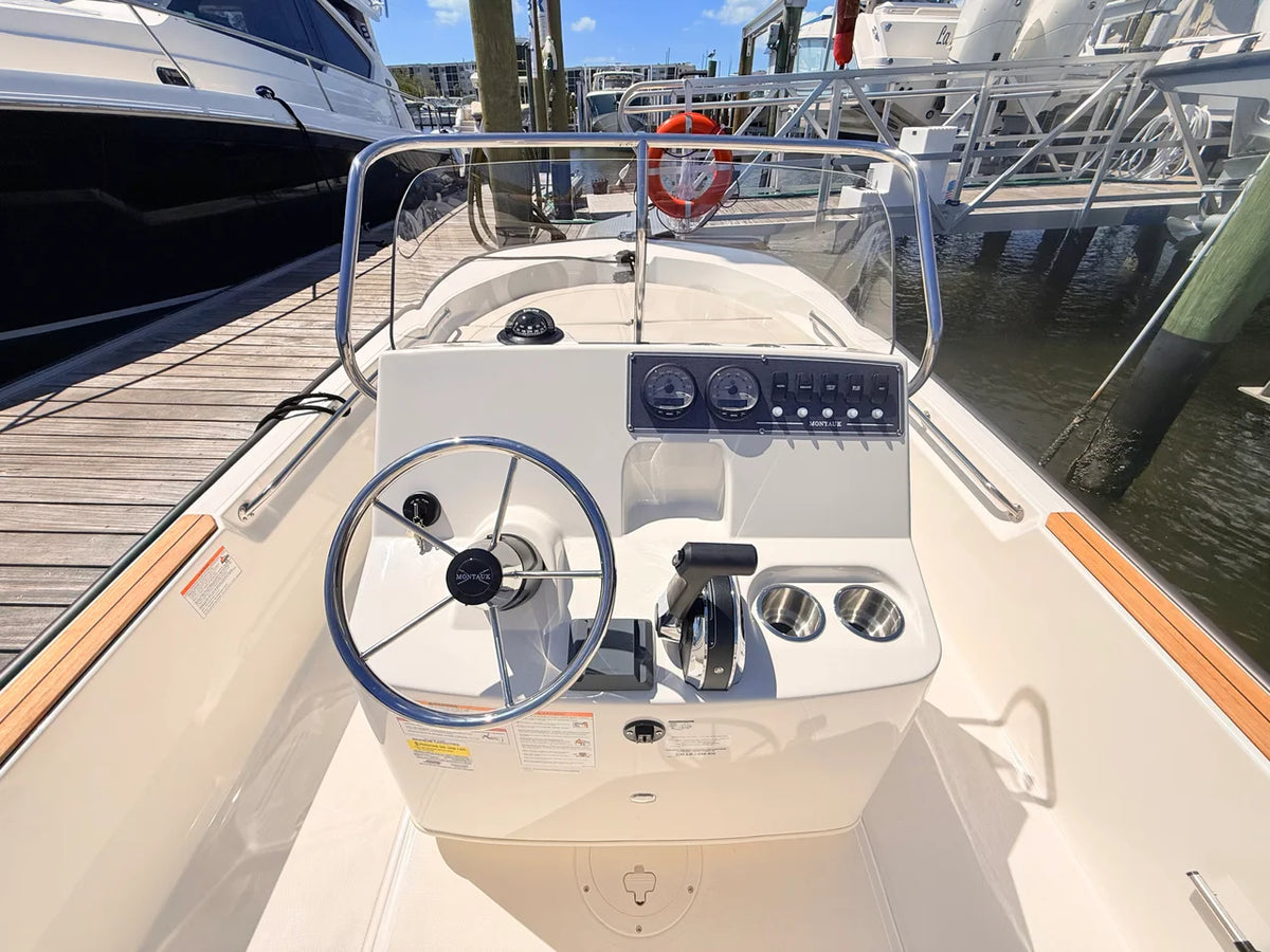 2027 Boston Whaler 190 Montauk 19.0 feet, St Petersburg, FL #28