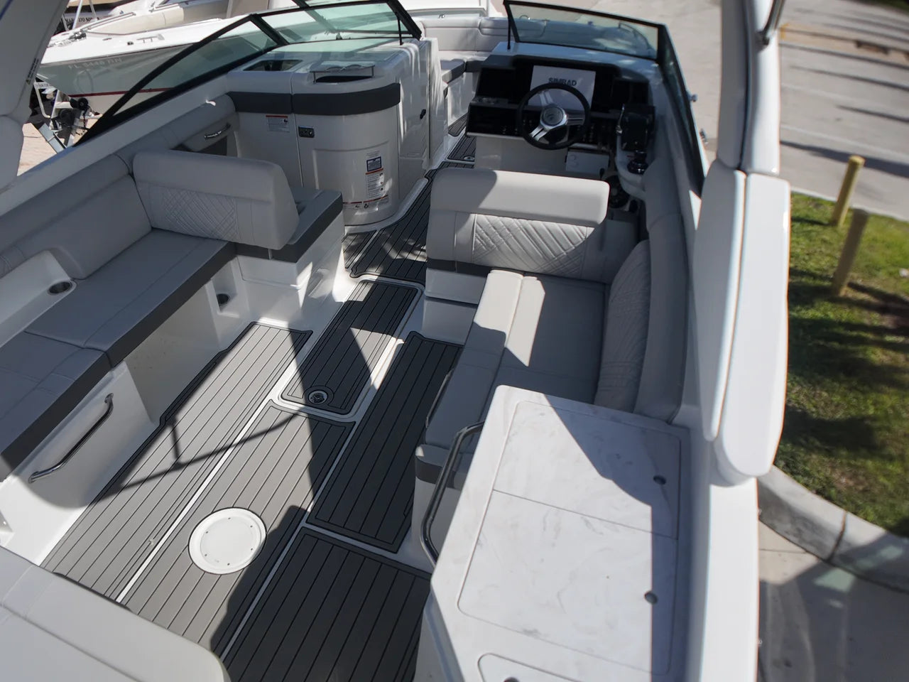 2027 Sea Ray SDX 290 Outboard 29.0 feet, Pompano Beach, Florida #17