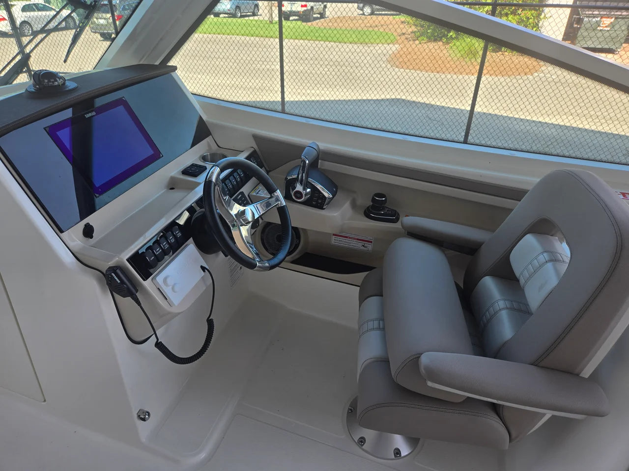 2027 Boston Whaler 280 Vantage 28.0 feet, Charleston, SC #14