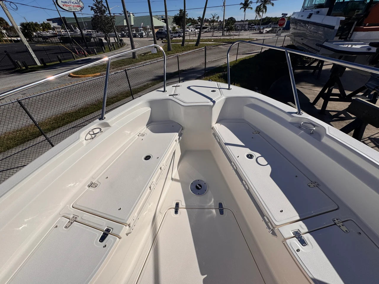 2026 Boston Whaler 280 Dauntless 28.0 feet, Stuart, Florida #24