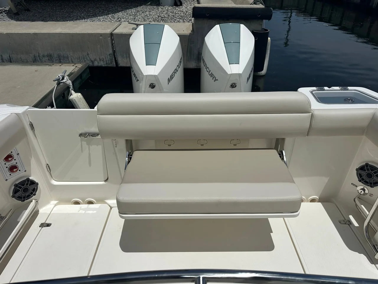 2026 Boston Whaler 280 Outrage 28.0 feet, Key Largo, FL #31