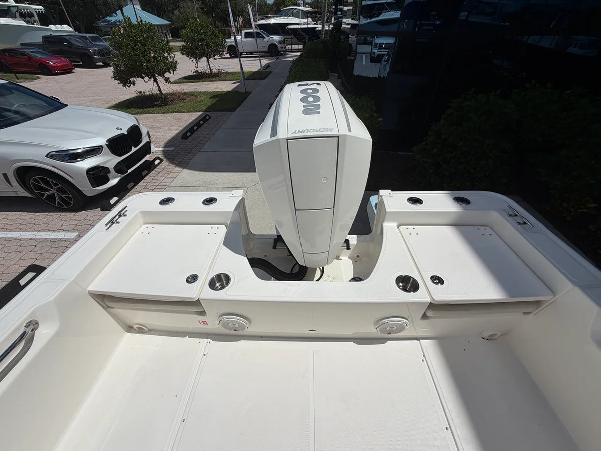2027 Boston Whaler 210 Montauk 21.0 feet, Stuart, Florida #9