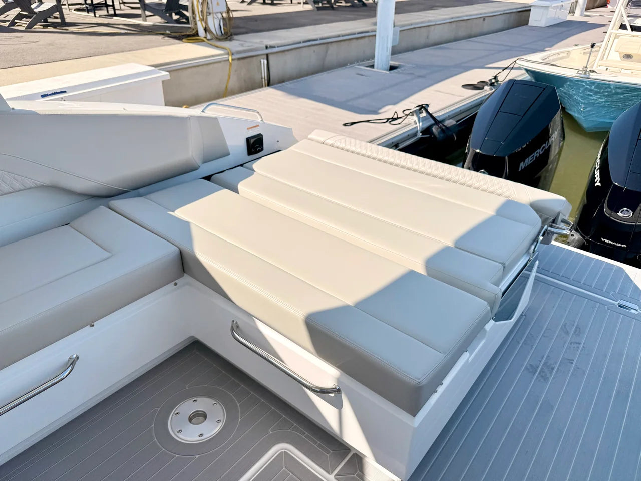 2026 Cruisers Yachts 34 GLS Outboard 34.0 feet, St Petersburg, FL #44
