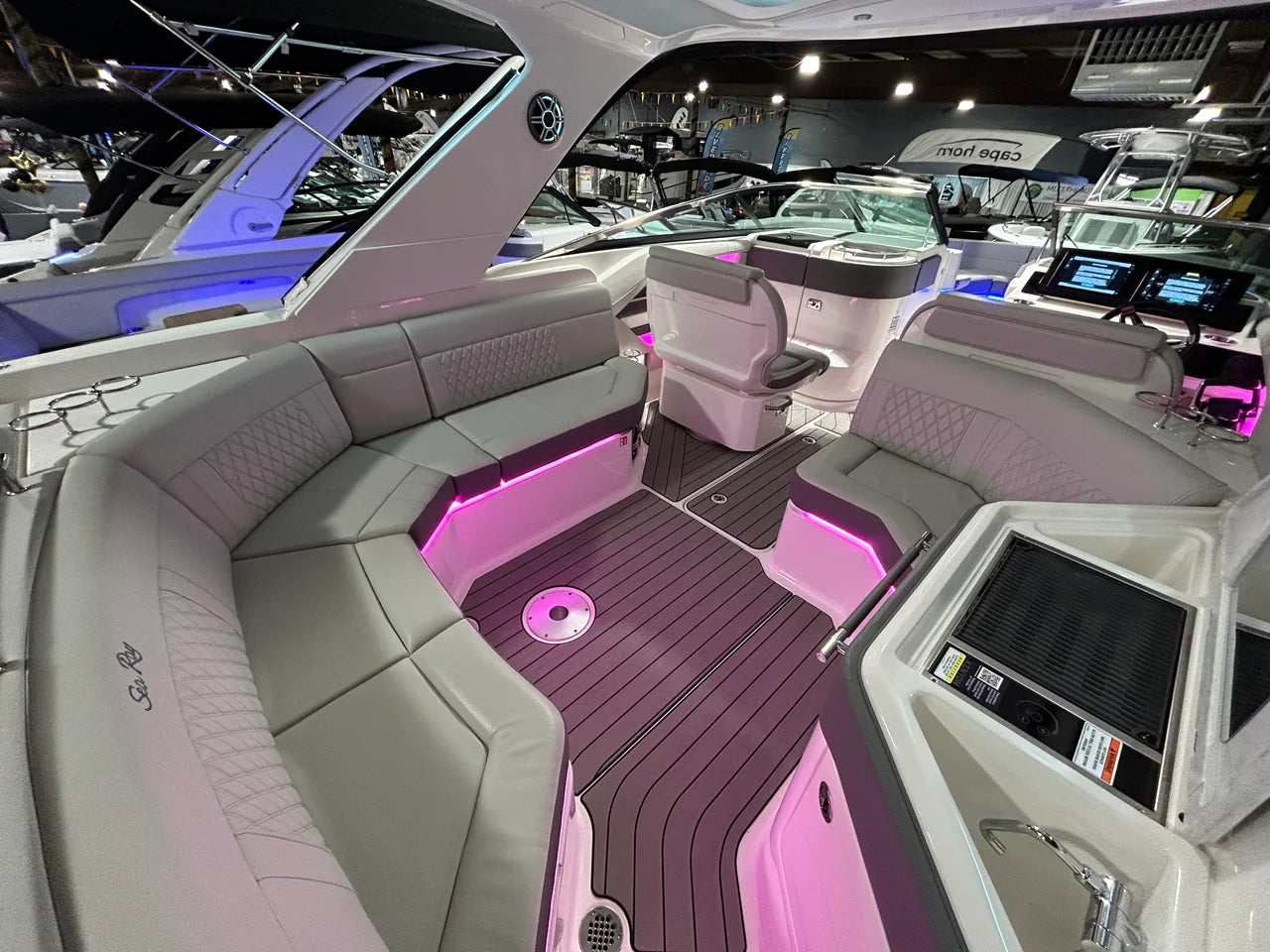 2026 Sea Ray SLX 310 Outboard 31.0 feet, Grasonville, Maryland #21