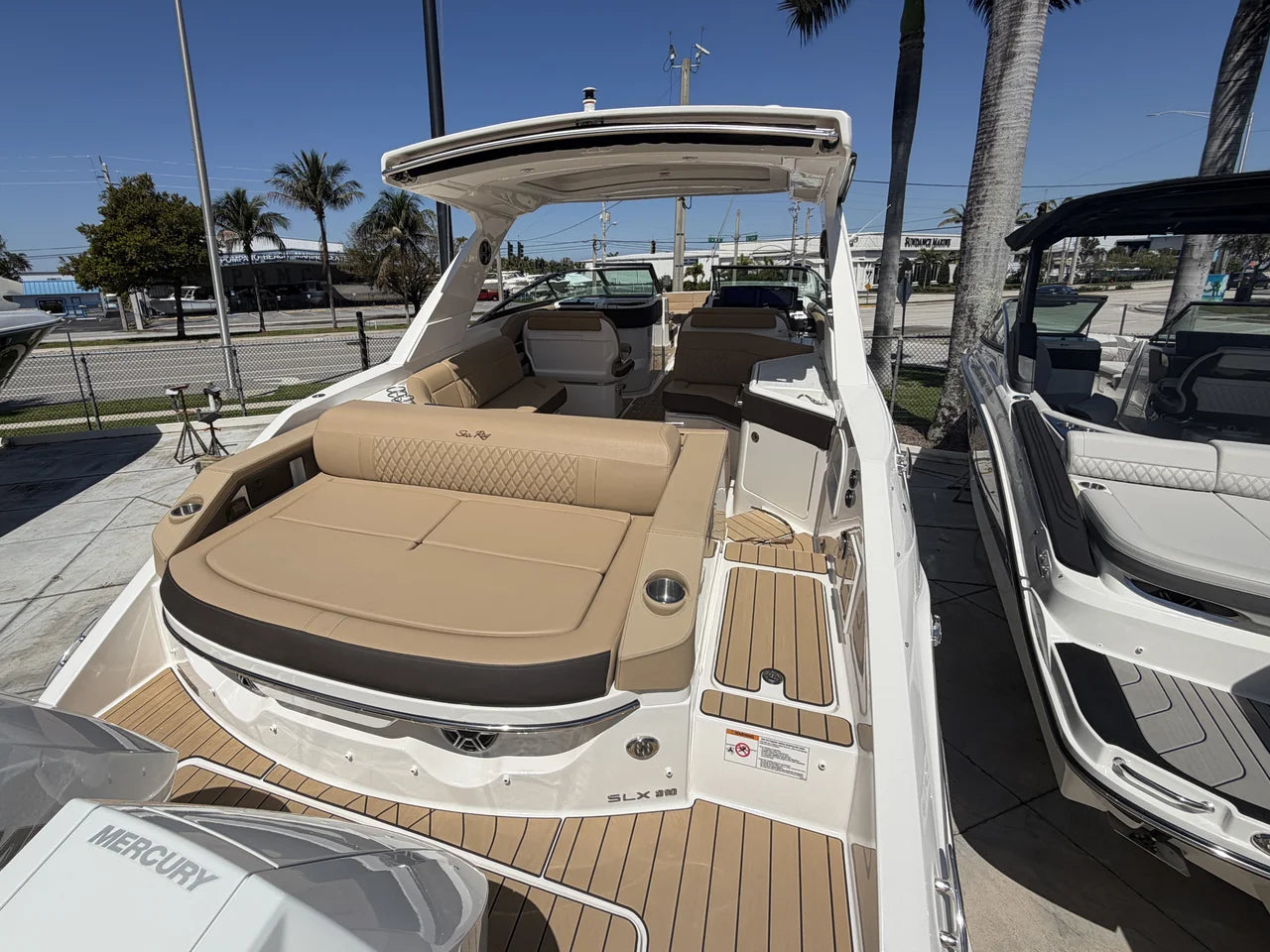 2026 Sea Ray SLX 310 Outboard 31.0 feet, Pompano Beach, Florida #8