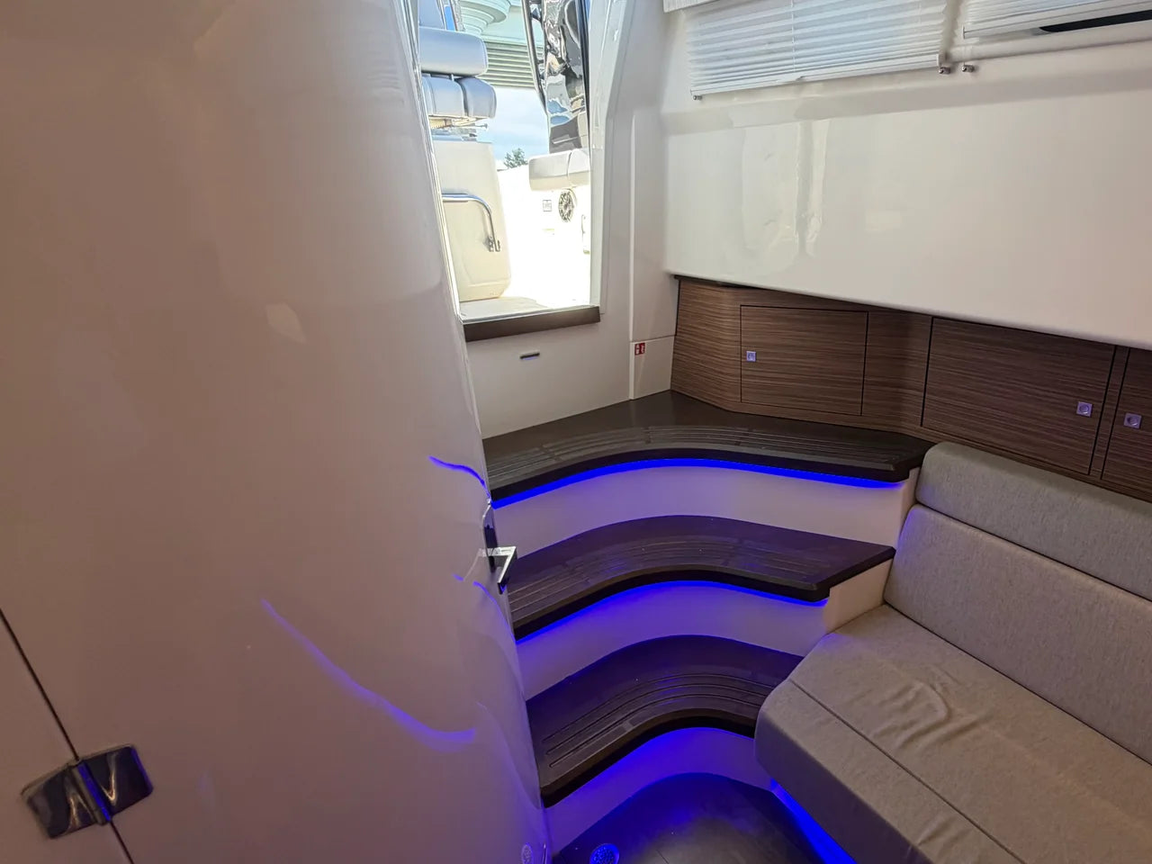 2026 Boston Whaler 420 Outrage 42.0 feet, Jupiter, Florida #28