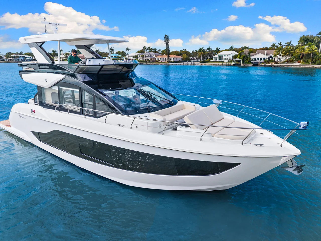 2026 Cruisers Yachts 57 FLY 57.0 feet, Miami, FL #6