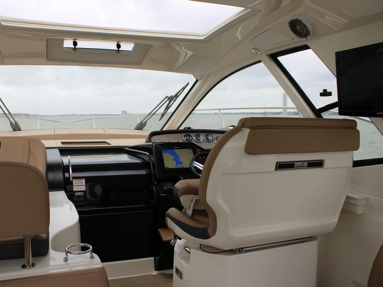 2018 Sea Ray 350 SUNDANCER 35.0 feet, Seabrook, TX #51