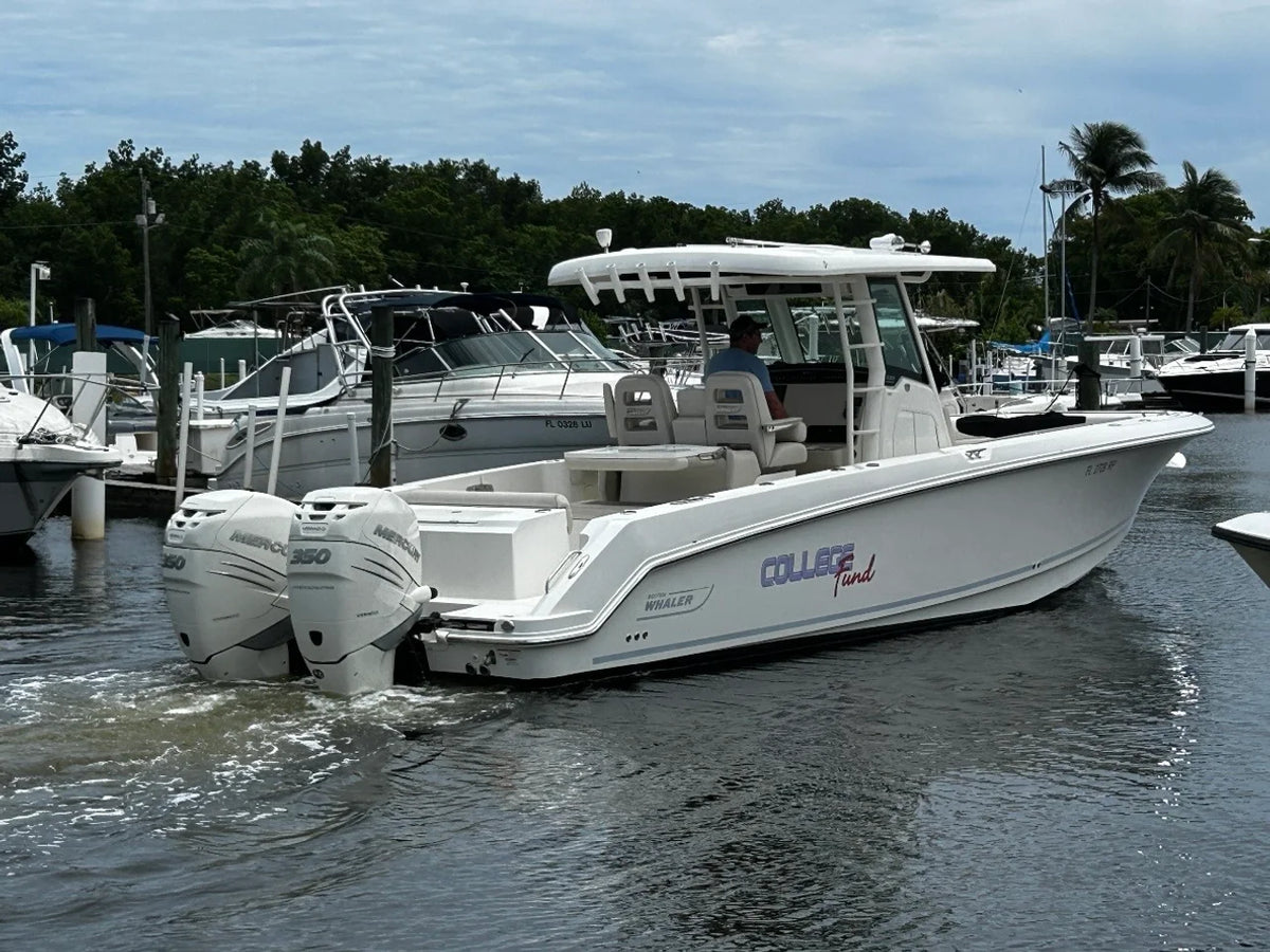 2018 Boston Whaler 330 OUTRAGE 33.0 feet, Ft. Lauderdale, FL #1