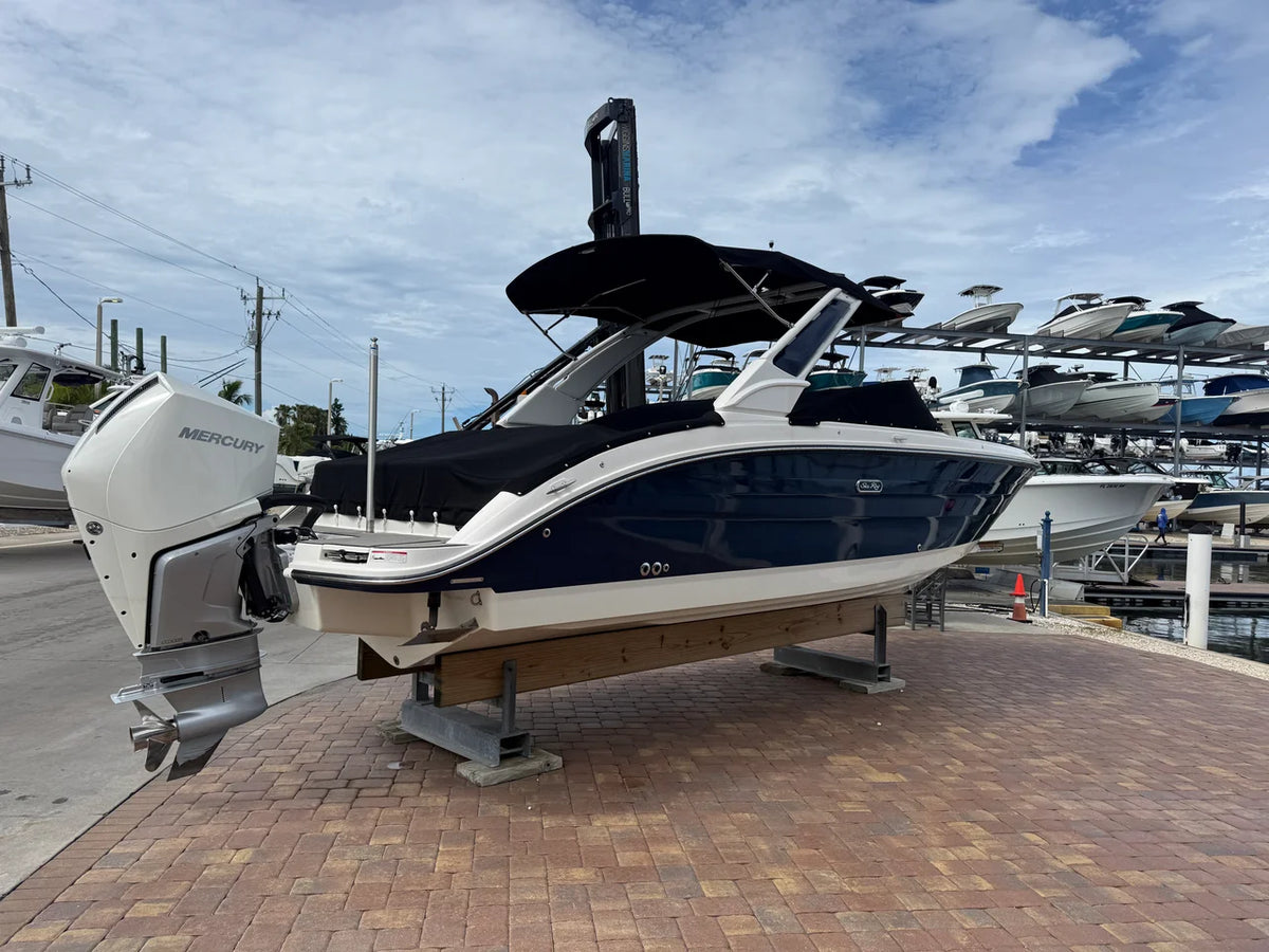 2025 Sea Ray SDX 270 Outboard 300.0 feet, Sarasota, FL #8