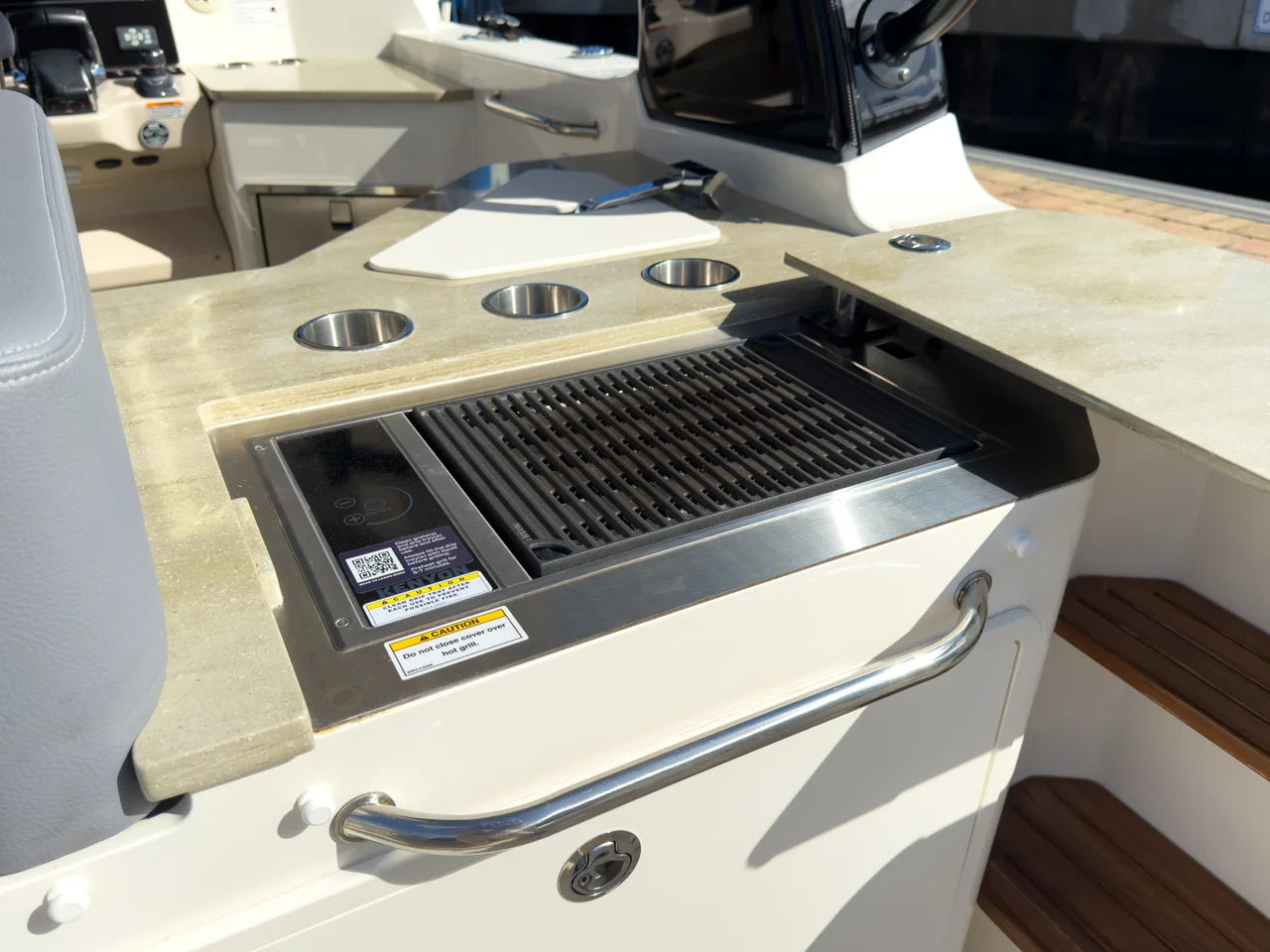 2025 Boston Whaler 350 REALM 35.0 feet, Fort Myers, FL #25