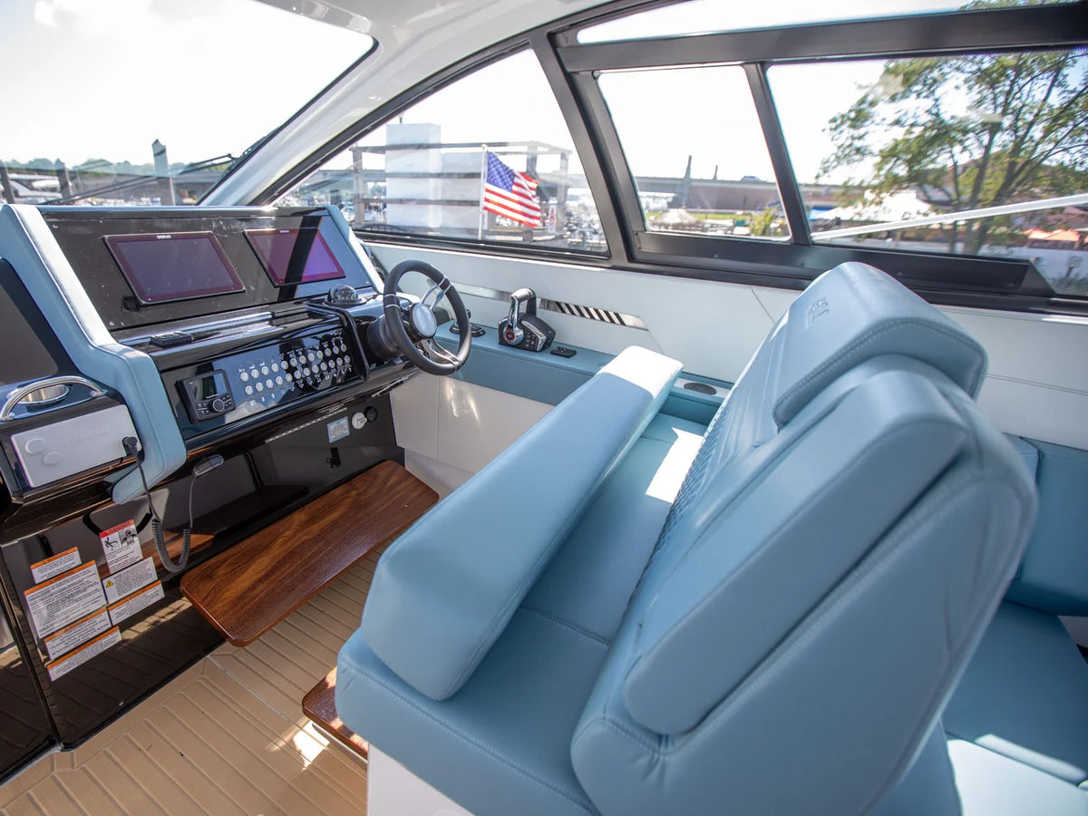 2027 Cruisers Yachts 42 GLS Outboard 42.0 feet, Brick Township, New Jersey #31