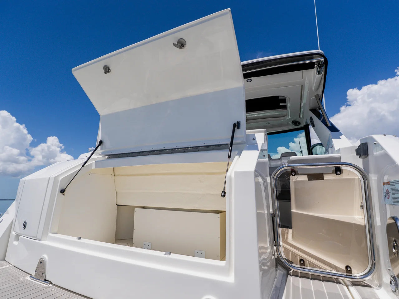 2027 Sea Ray Sundancer 320 Outboard 32.0 feet, Clearwater, Florida #22