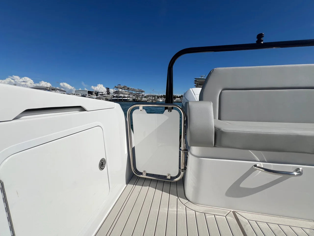2026 Cruisers Yachts 38 VTR 38.0 feet, Sarasota, FL #25