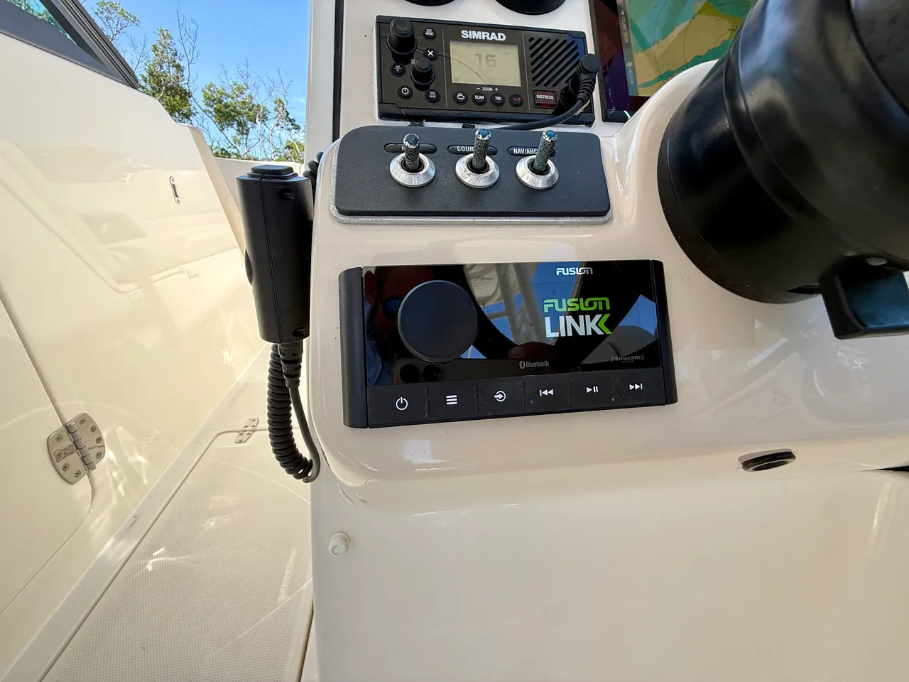 2017 Boston Whaler 230 VANTAGE 23.0 feet, Fort Myers, FL #26