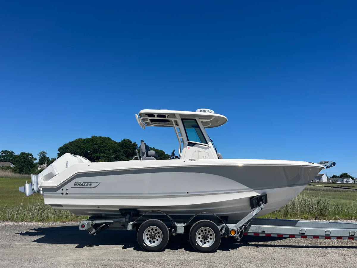 2026 Boston Whaler 250 Outrage 25.0 feet, Westbrook, Connecticut #1