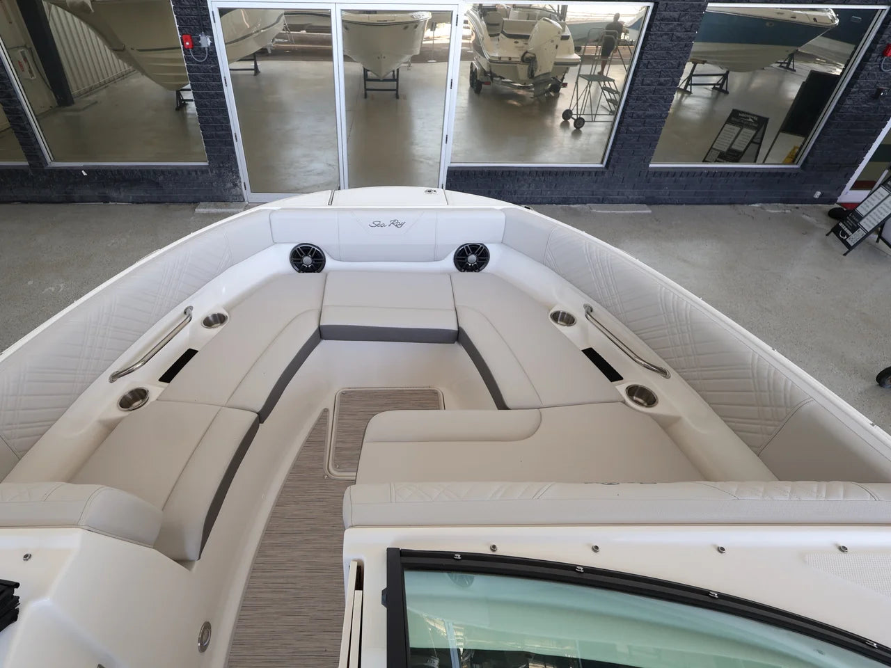 2026 Sea Ray SDX 250 Outboard 25.0 feet, Naples, Florida #29