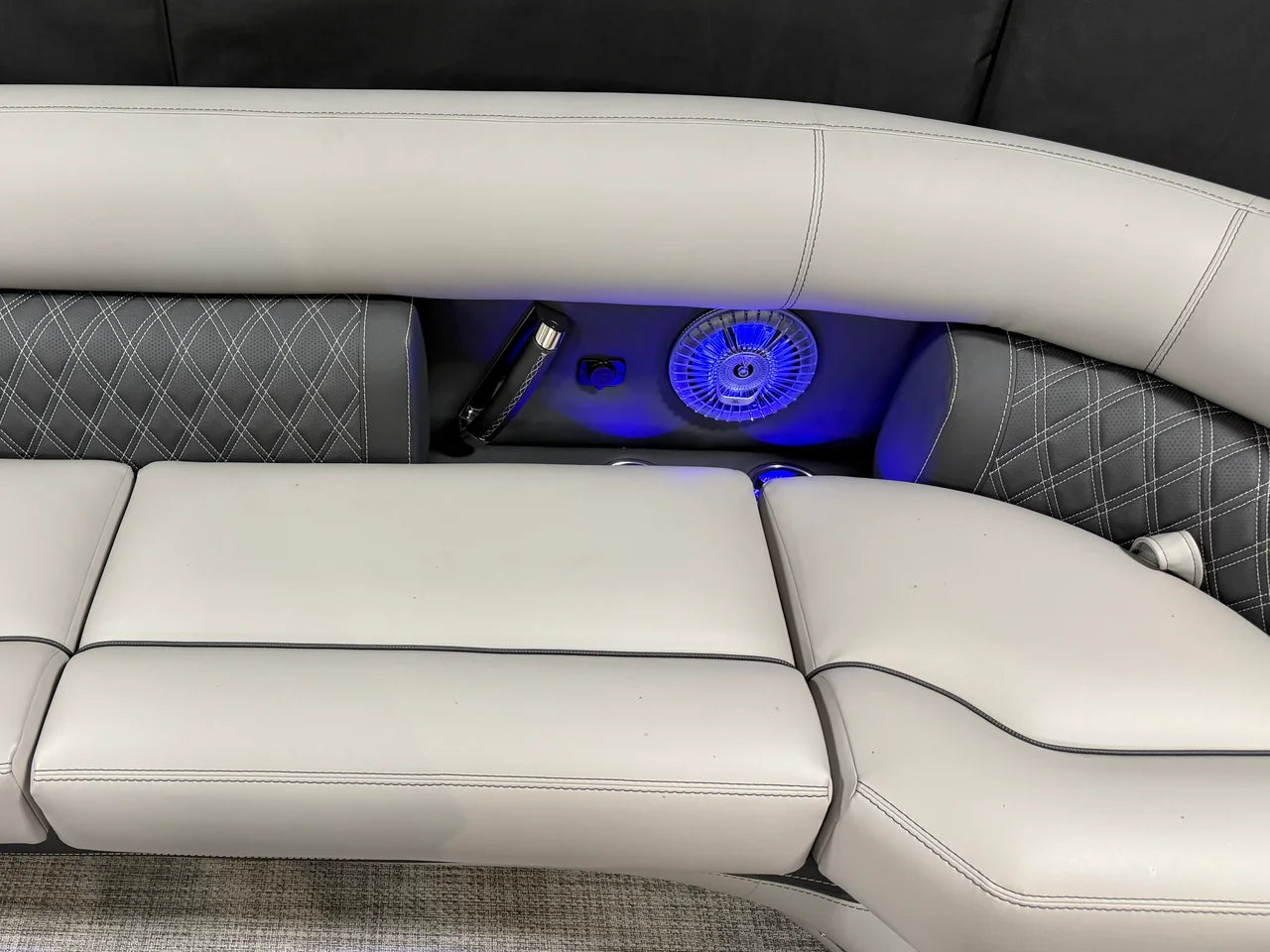 2027 Barletta LUSSO25QCSS 25.0 feet, Nisswa, Minnesota #33