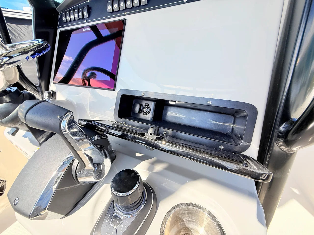2026 Boston Whaler 280 Outrage 28.0 feet, St Petersburg, FL #38